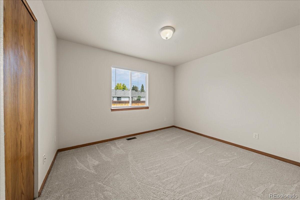 MLS Image #18 for 2107  tristi court,johnstown, Colorado