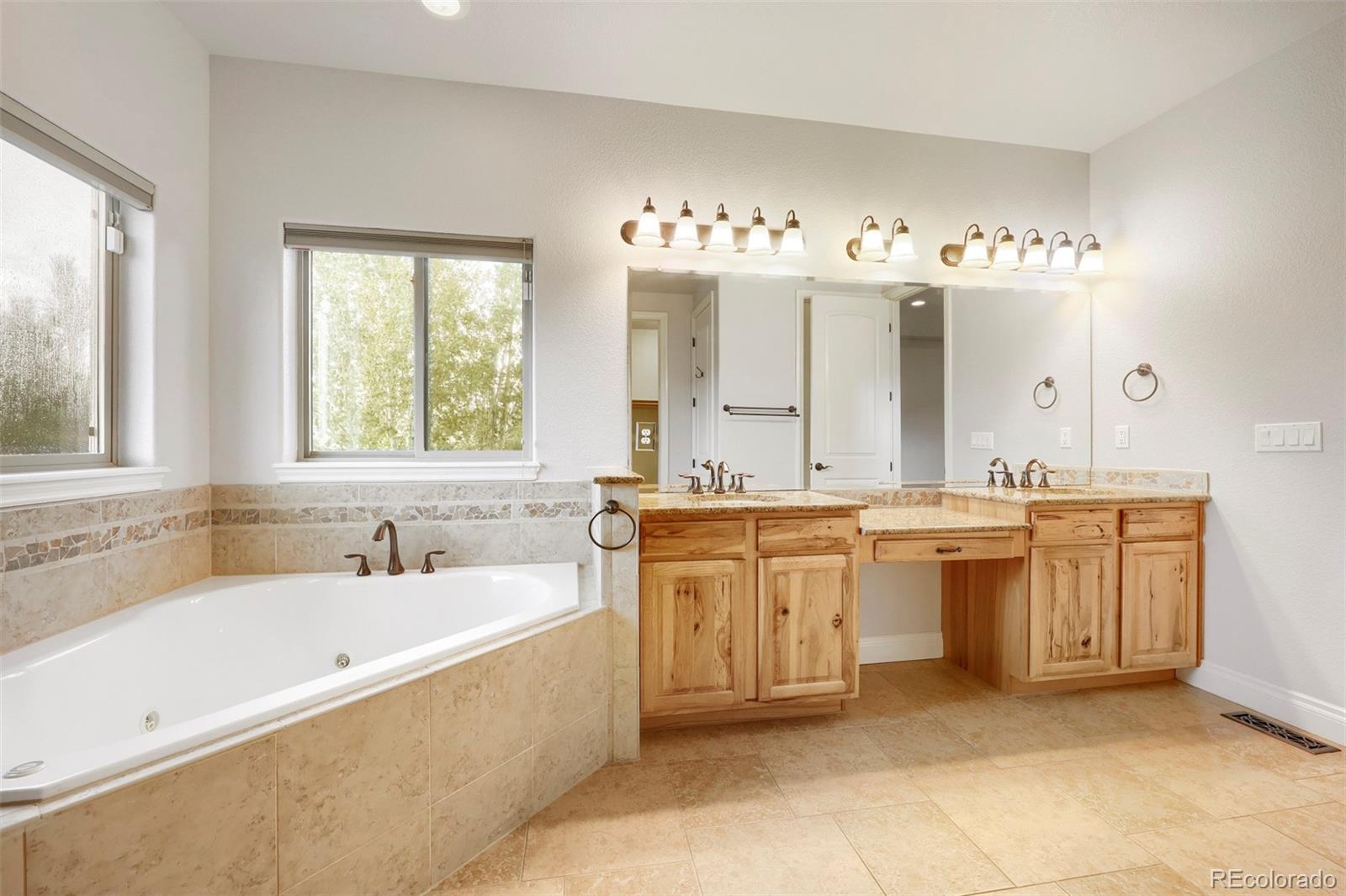 MLS Image #29 for 17796  mining way,monument, Colorado