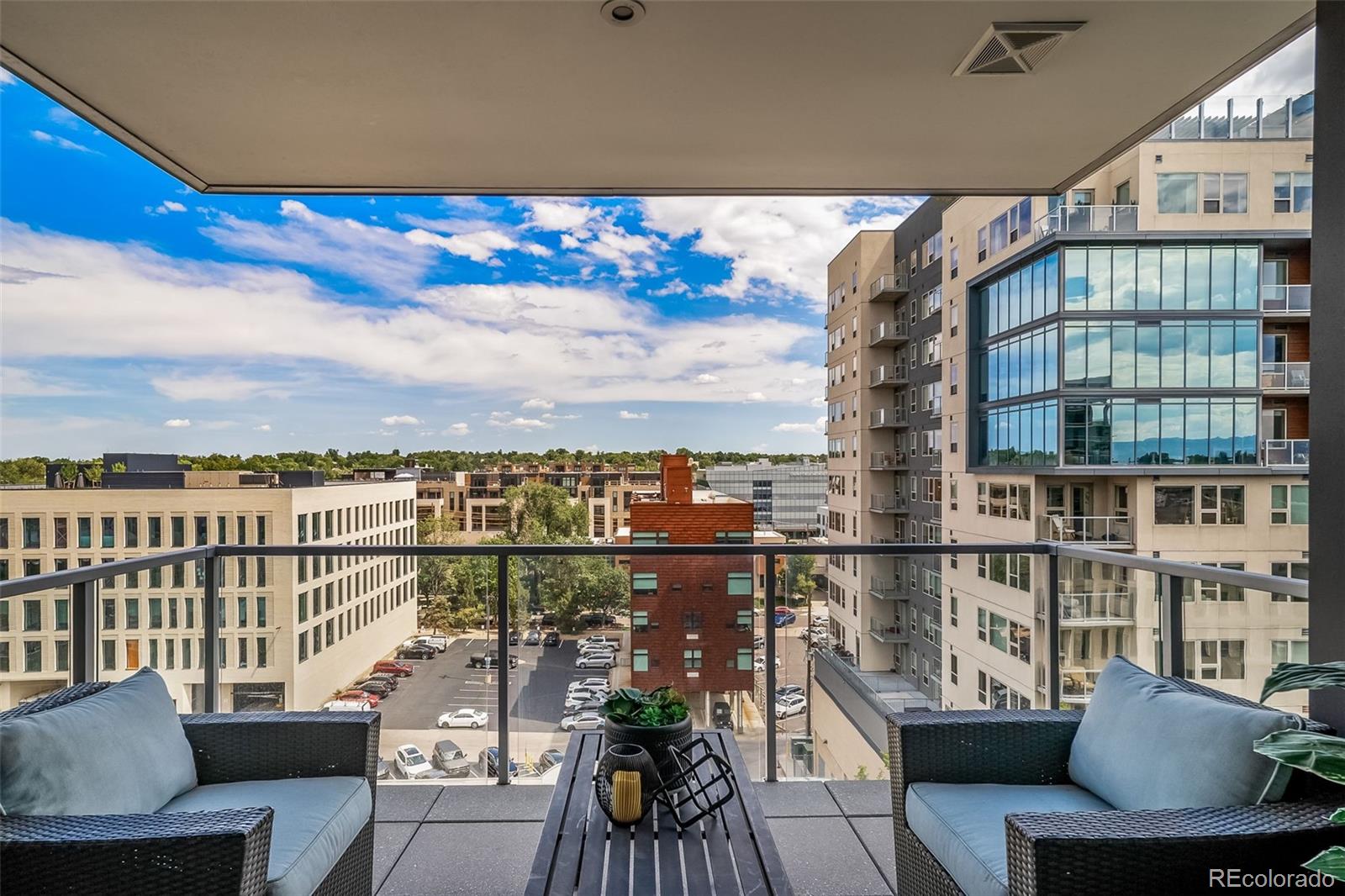 MLS Image #14 for 155 n steele street 812,denver, Colorado