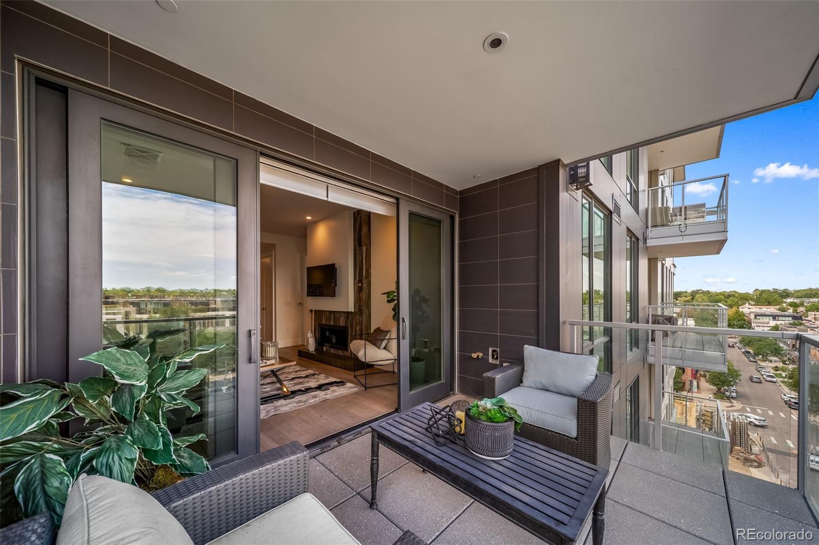 MLS Image #19 for 155 n steele street 812,denver, Colorado