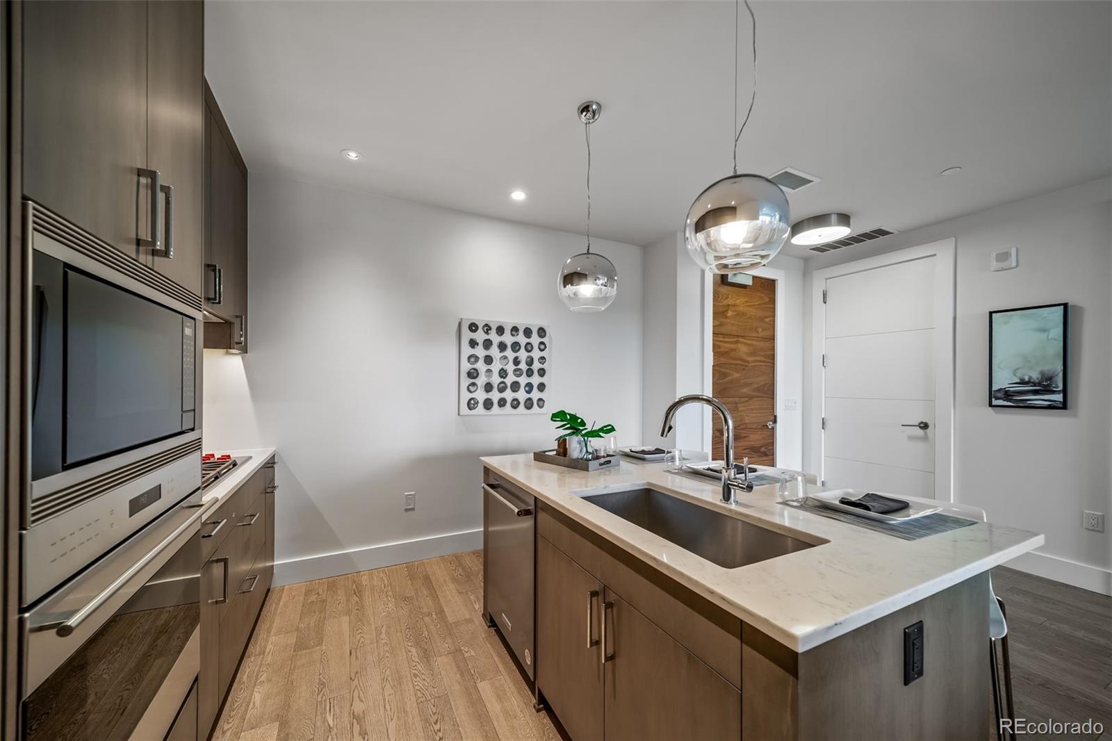 MLS Image #28 for 155 n steele street 812,denver, Colorado