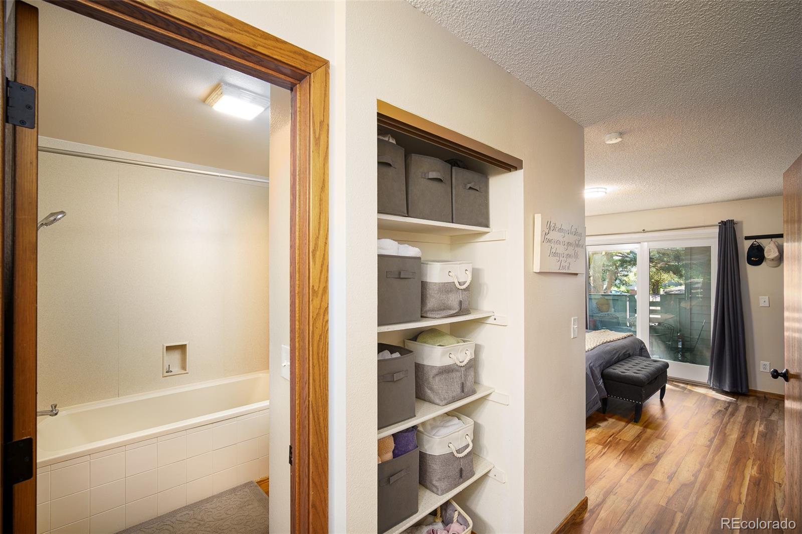 MLS Image #21 for 3147 e long circle,littleton, Colorado