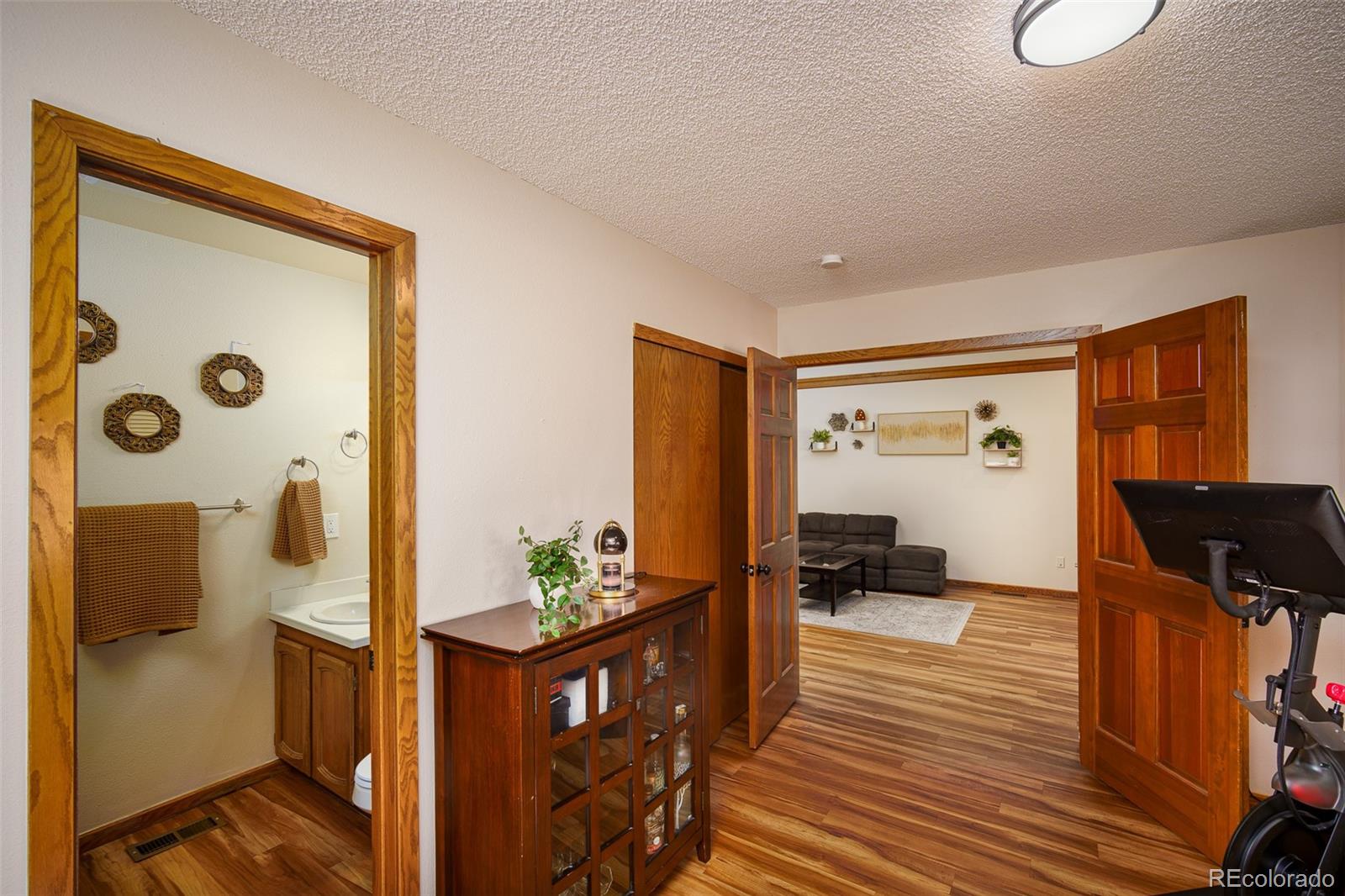 MLS Image #24 for 3147 e long circle,littleton, Colorado