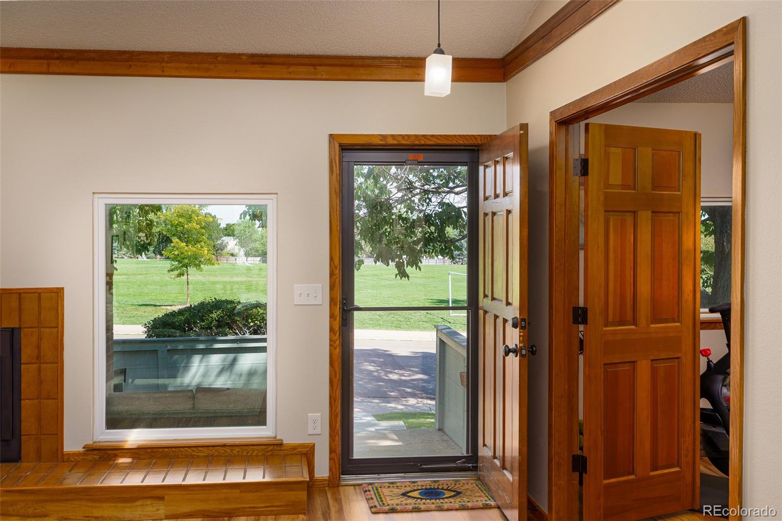 MLS Image #5 for 3147 e long circle,littleton, Colorado