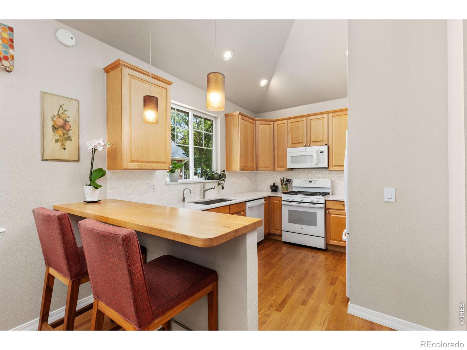 MLS Image #11 for 669  wild ridge lane,lafayette, Colorado