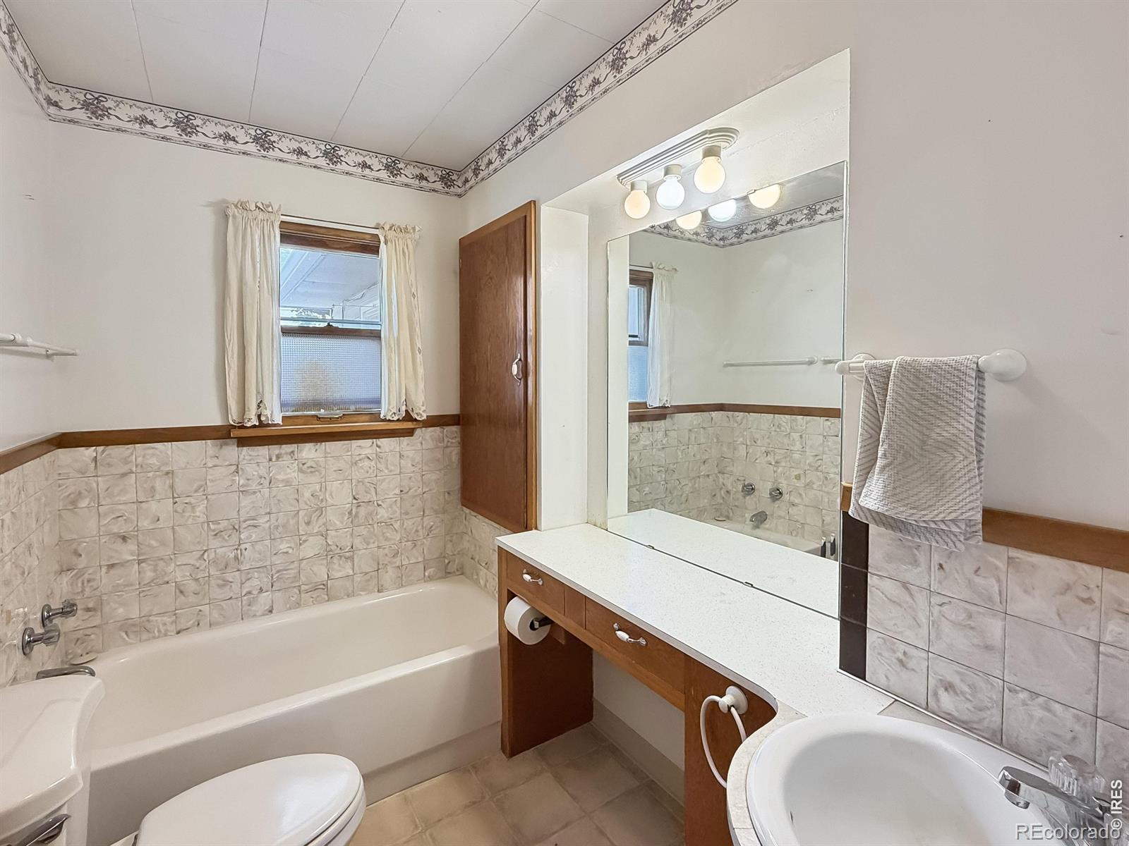MLS Image #15 for 654 w strohm street,haxtun, Colorado