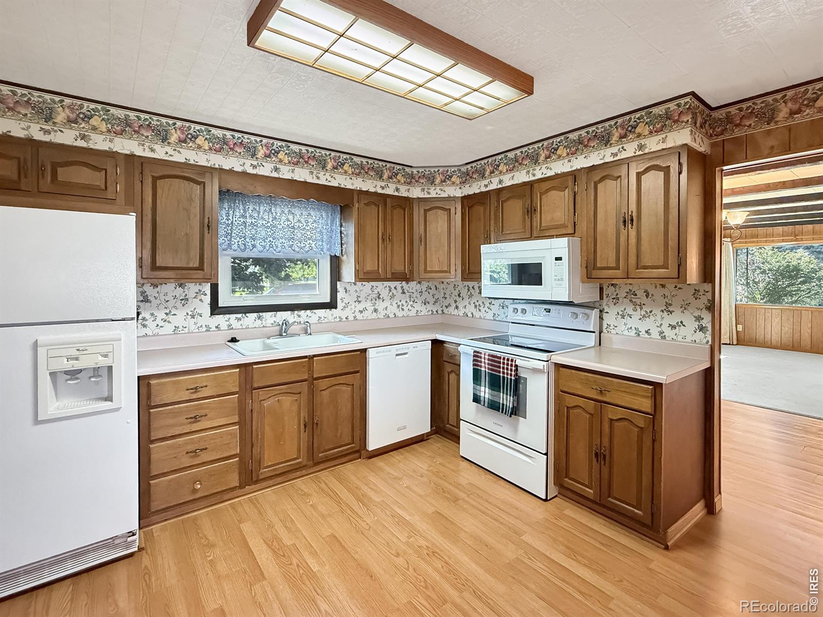 MLS Image #7 for 654 w strohm street,haxtun, Colorado