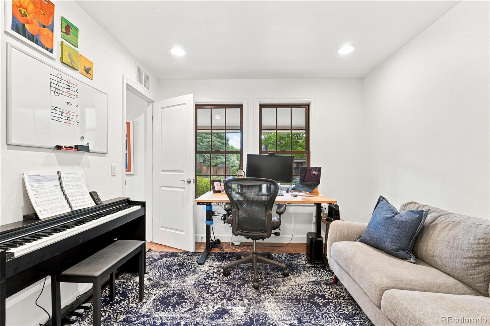 MLS Image #14 for 4075 s poplar way,denver, Colorado