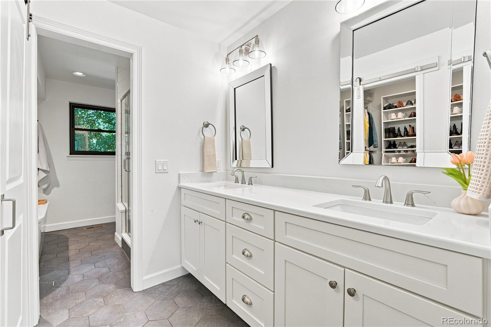 MLS Image #17 for 4075 s poplar way,denver, Colorado
