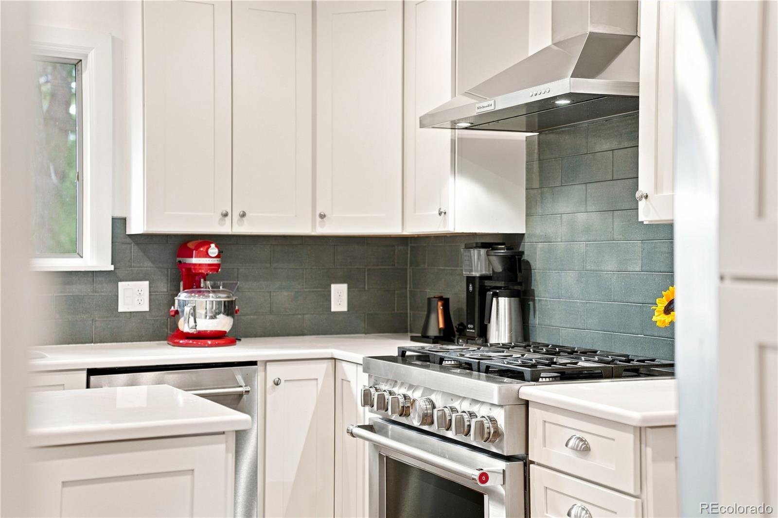 MLS Image #7 for 4075 s poplar way,denver, Colorado