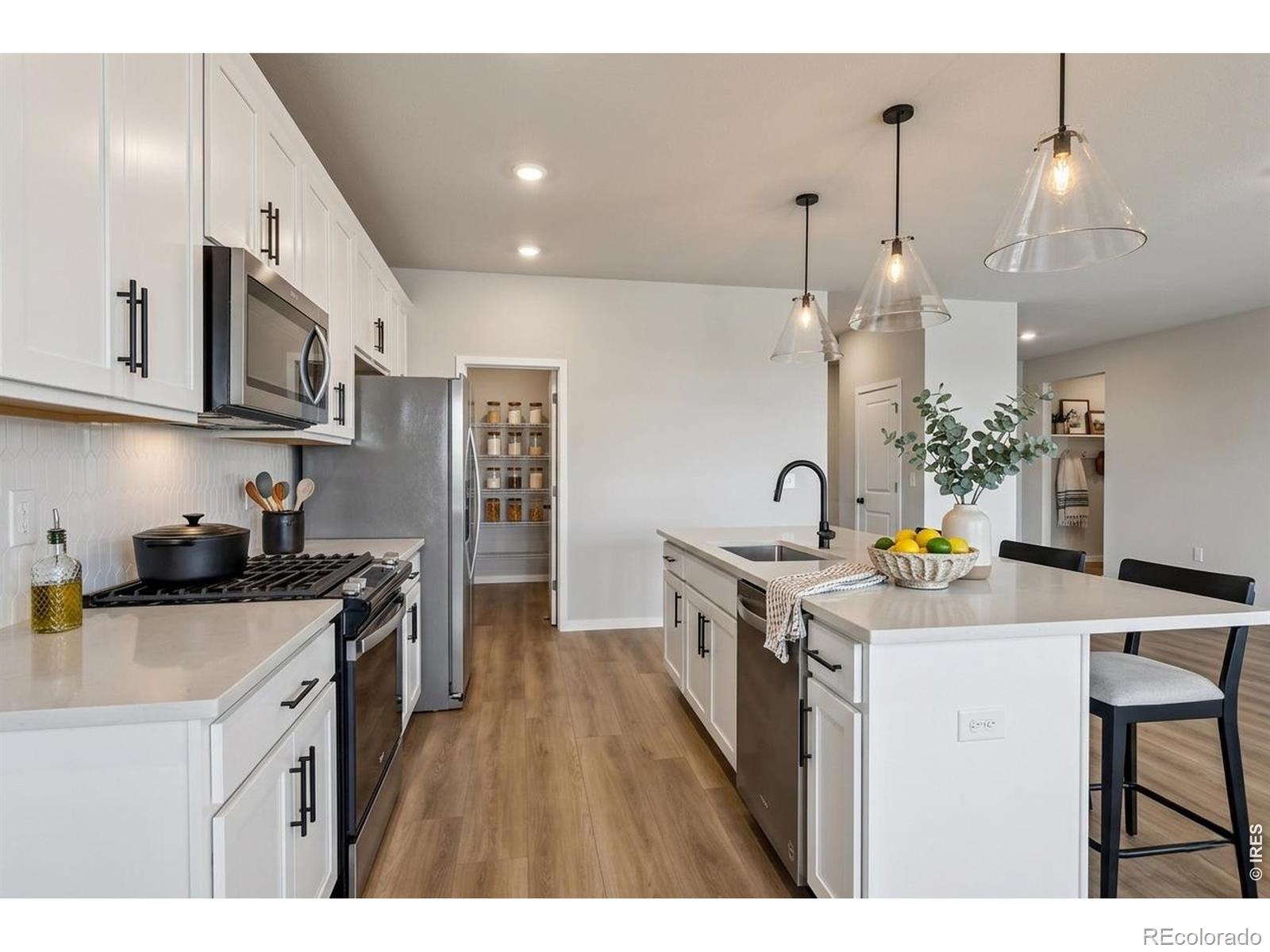 MLS Image #4 for 398  rustic barn lane,berthoud, Colorado