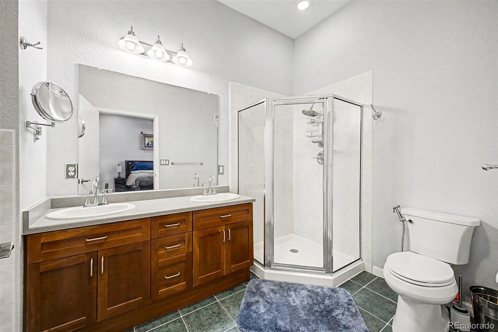 MLS Image #14 for 7525 e 1st place,denver, Colorado