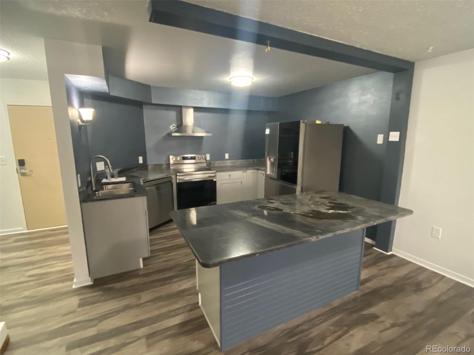 MLS Image #1 for 1625  larimer street,denver, Colorado