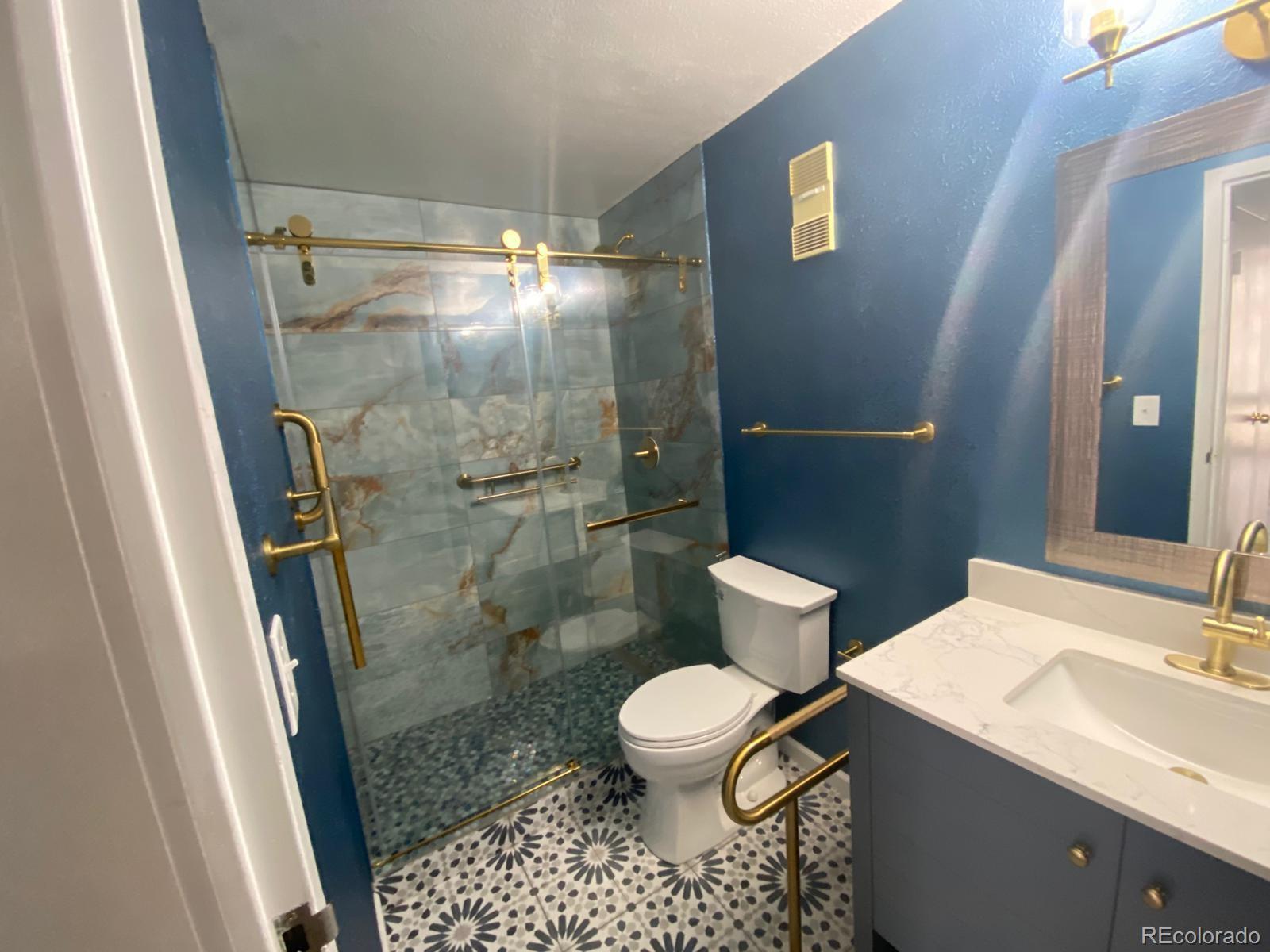 MLS Image #14 for 1625  larimer street,denver, Colorado