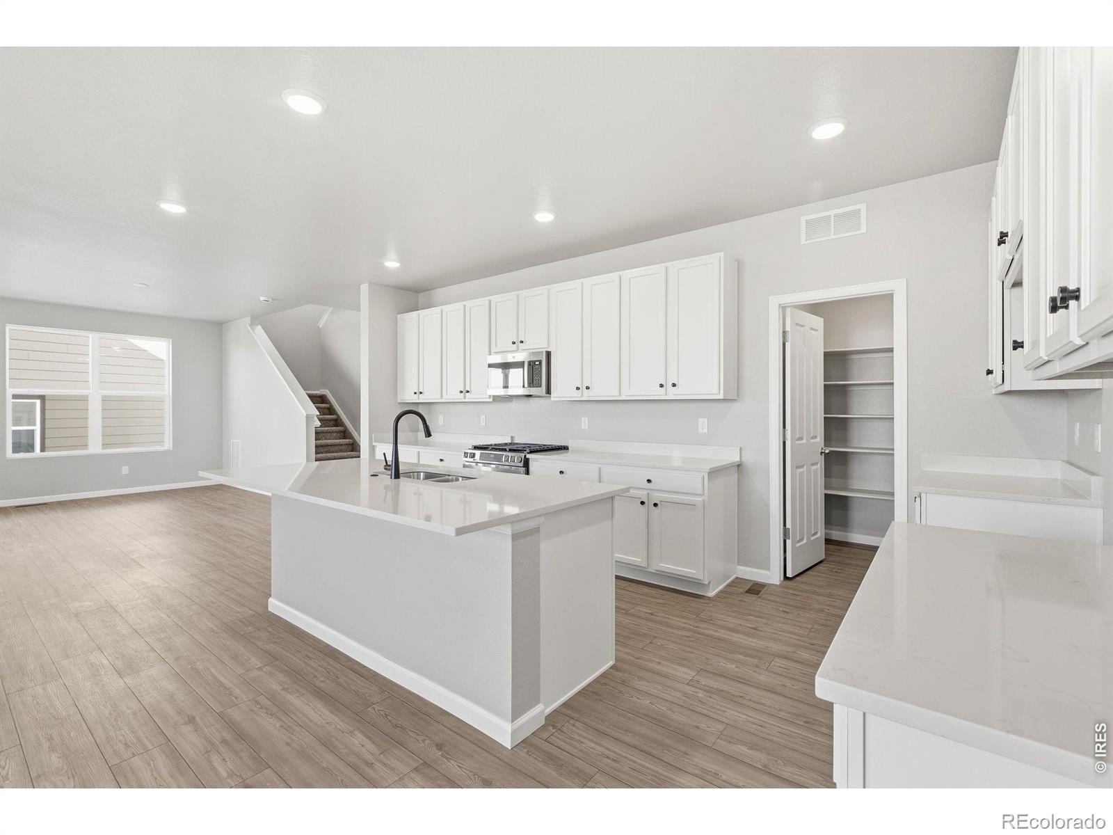 MLS Image #3 for 6785  utica circle,firestone, Colorado