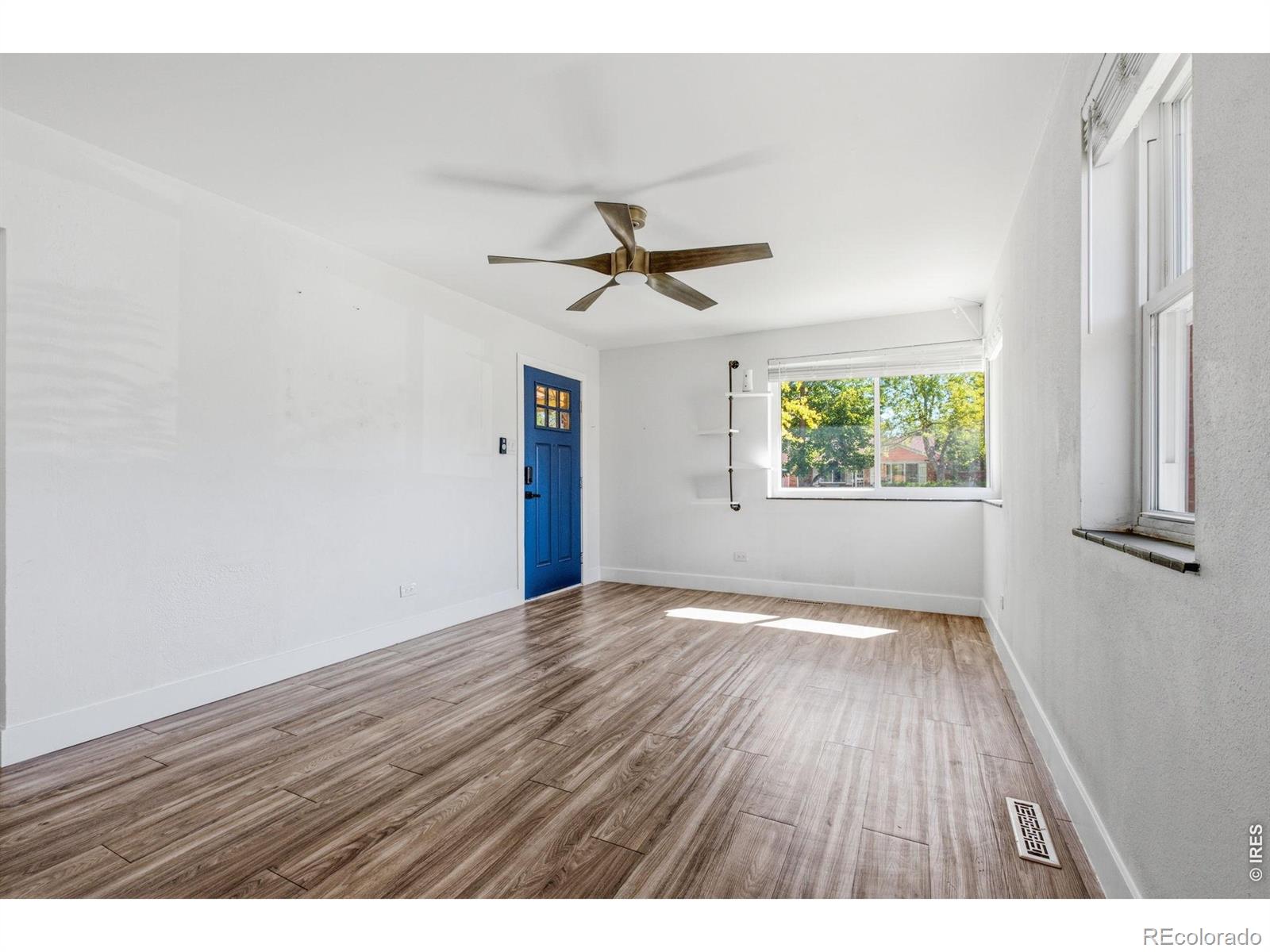 MLS Image #2 for 1309  florence street,aurora, Colorado