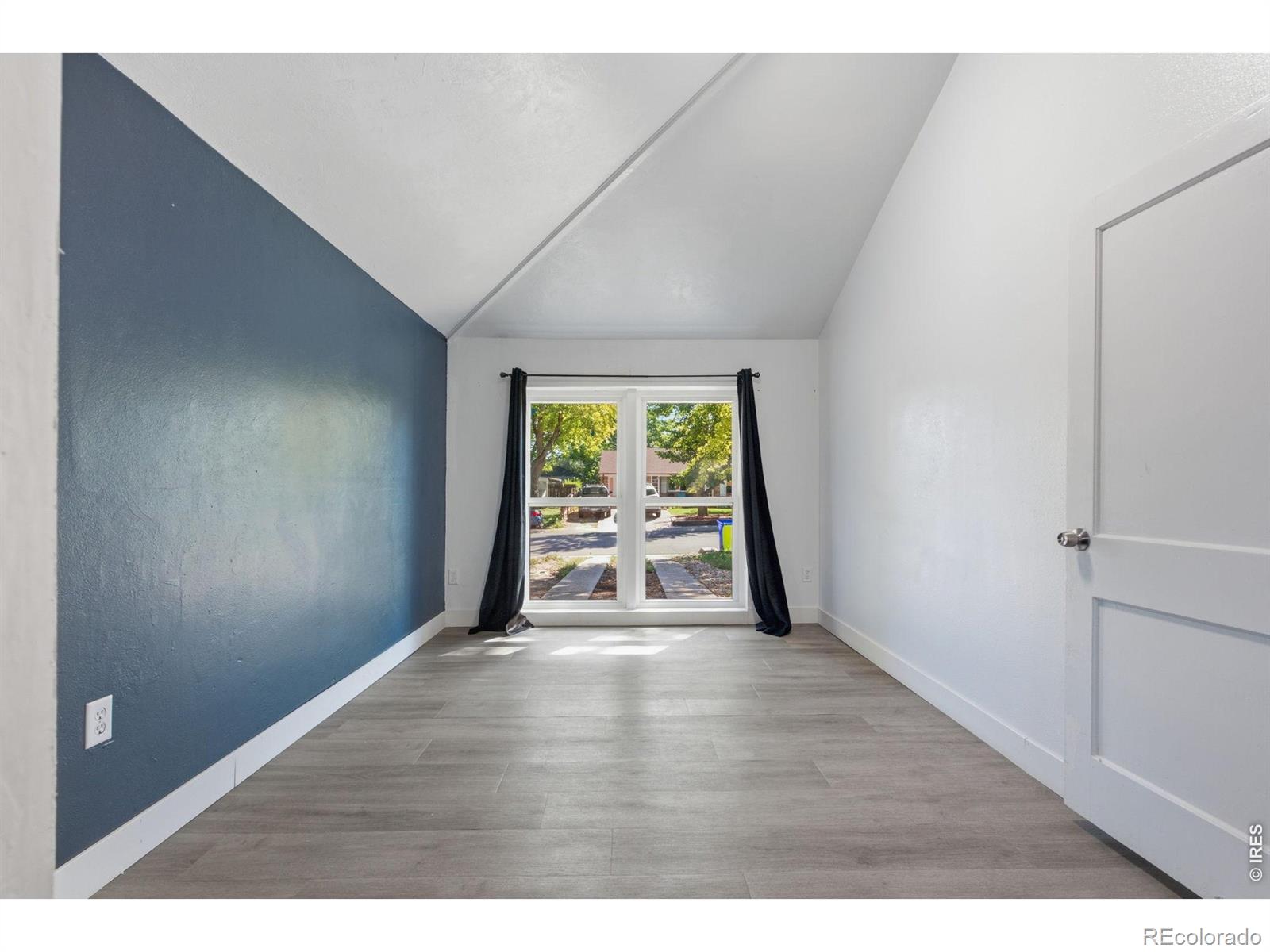MLS Image #7 for 1309  florence street,aurora, Colorado