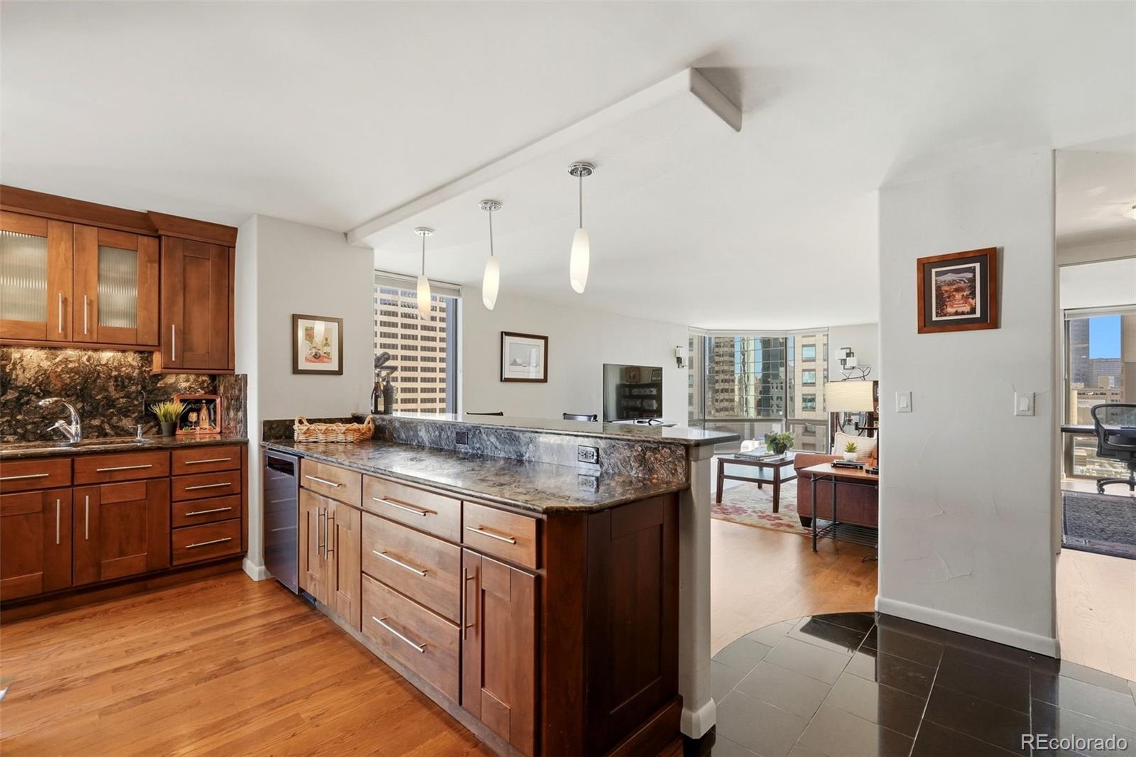 MLS Image #4 for 1625  larimer street,denver, Colorado