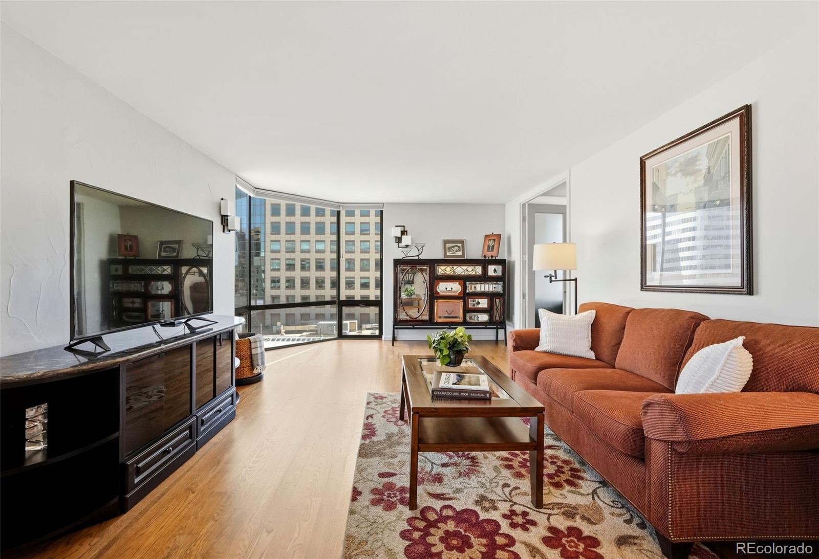 MLS Image #5 for 1625  larimer street,denver, Colorado