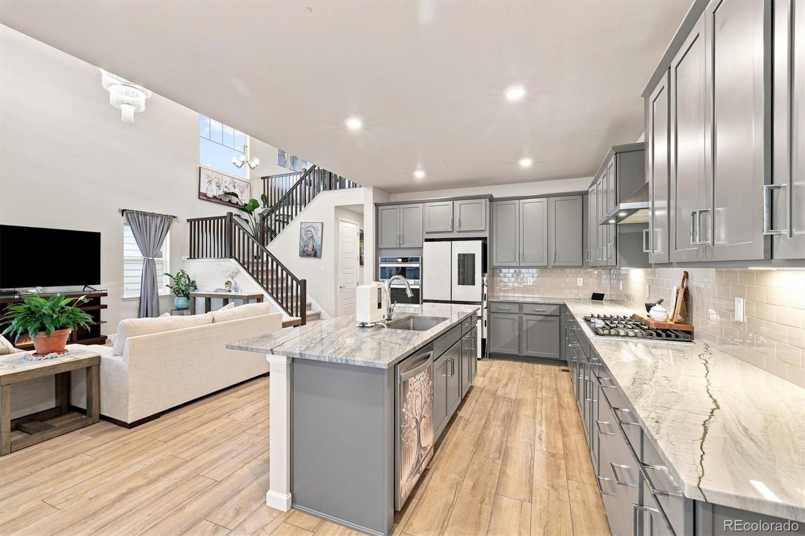 MLS Image #10 for 3433 n gold bug court,aurora, Colorado