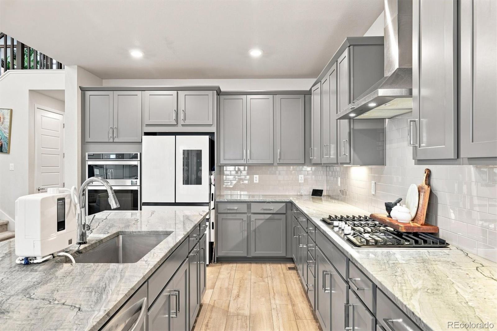 MLS Image #11 for 3433 n gold bug court,aurora, Colorado
