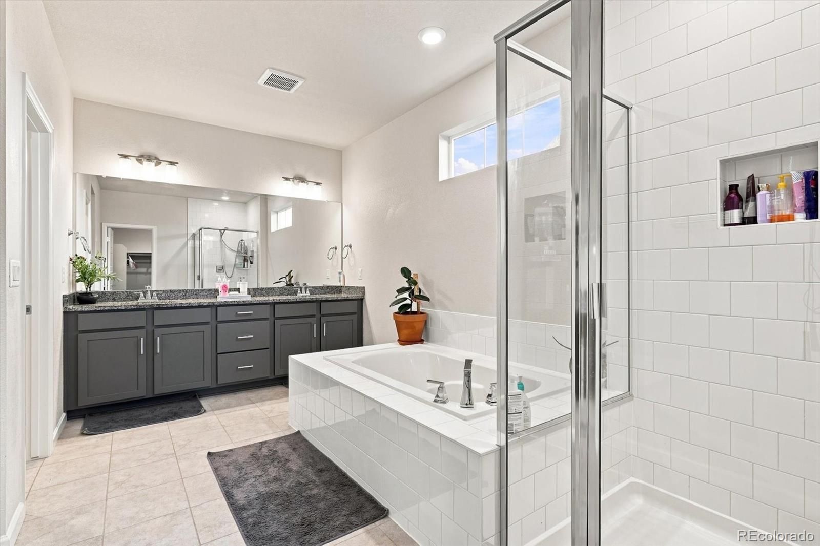 MLS Image #24 for 3433 n gold bug court,aurora, Colorado