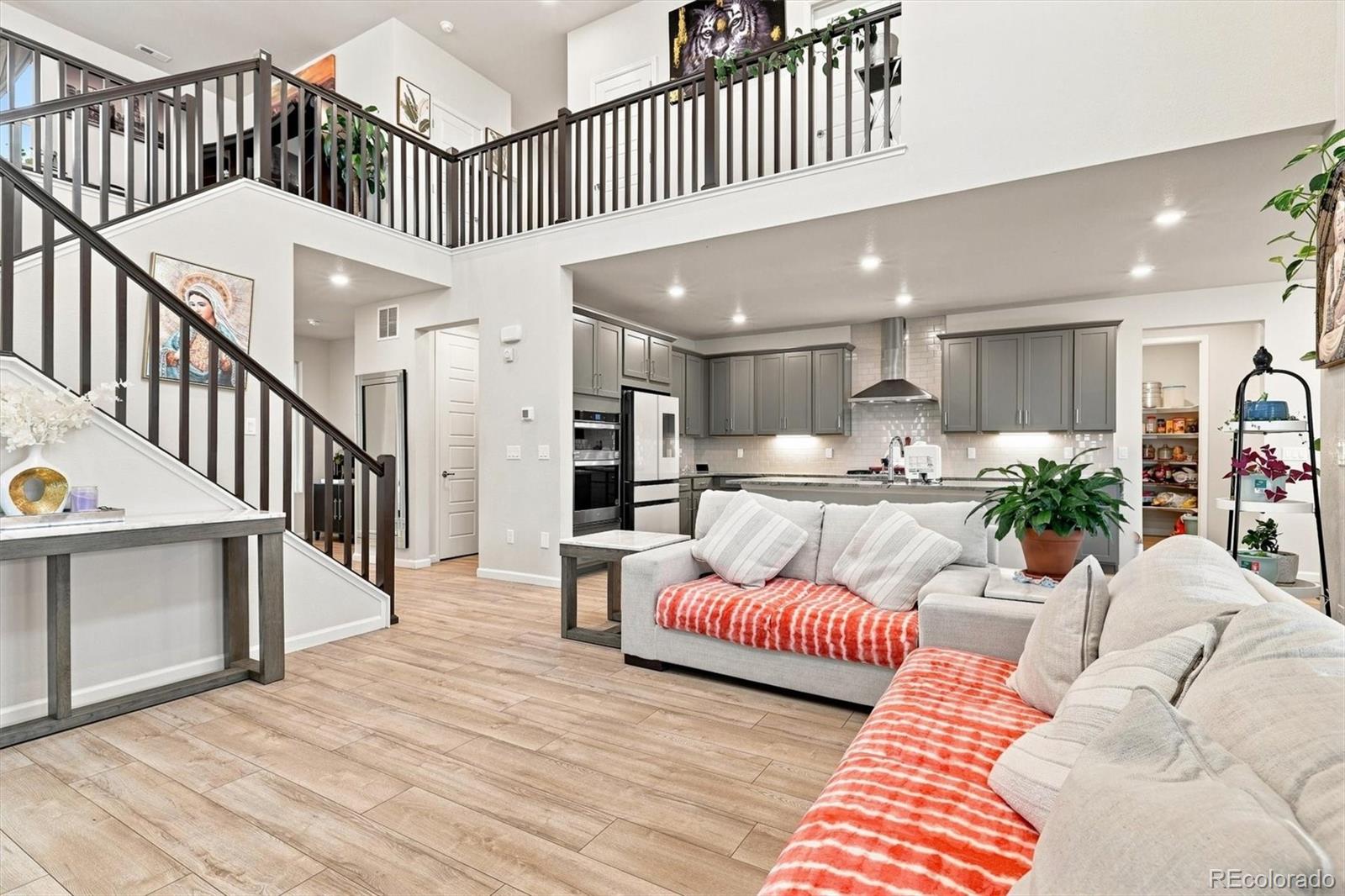 MLS Image #8 for 3433 n gold bug court,aurora, Colorado