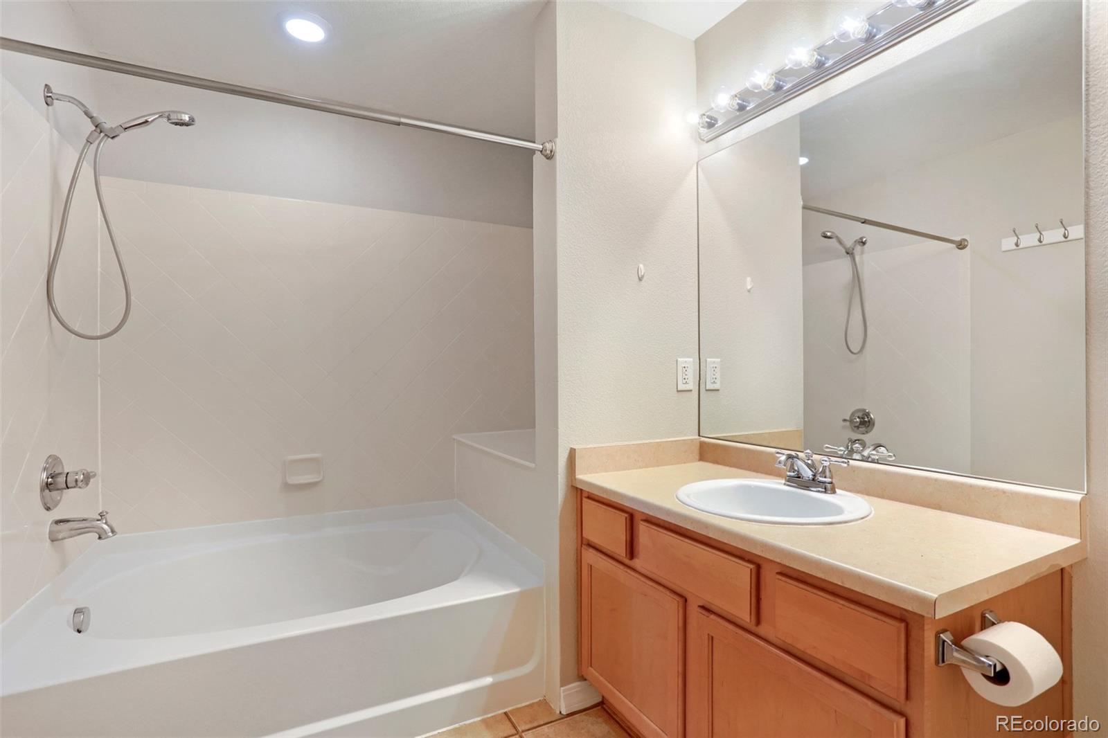 MLS Image #14 for 804  summer hawk drive,longmont, Colorado