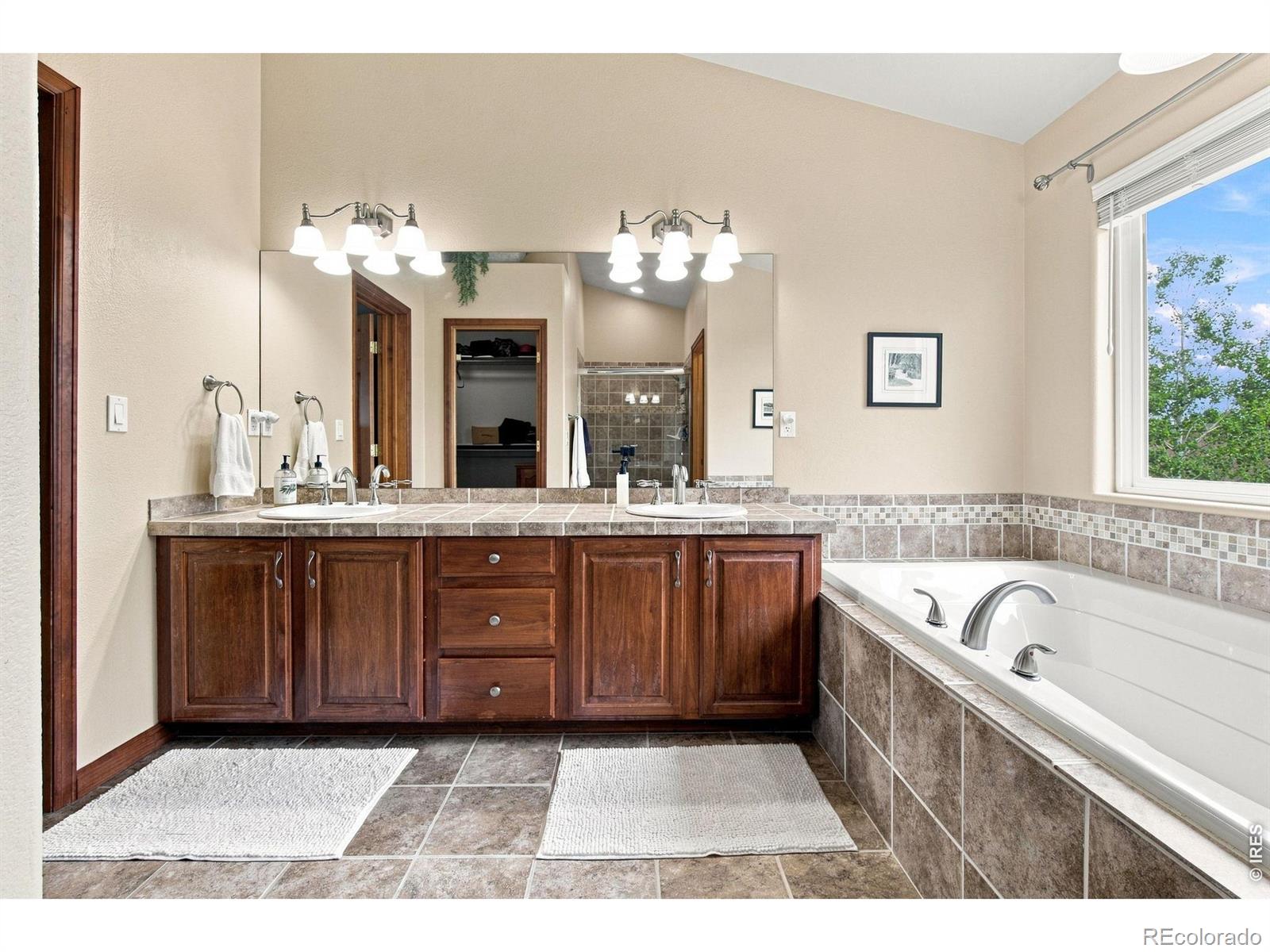 MLS Image #18 for 2833  stonehaven drive,fort collins, Colorado