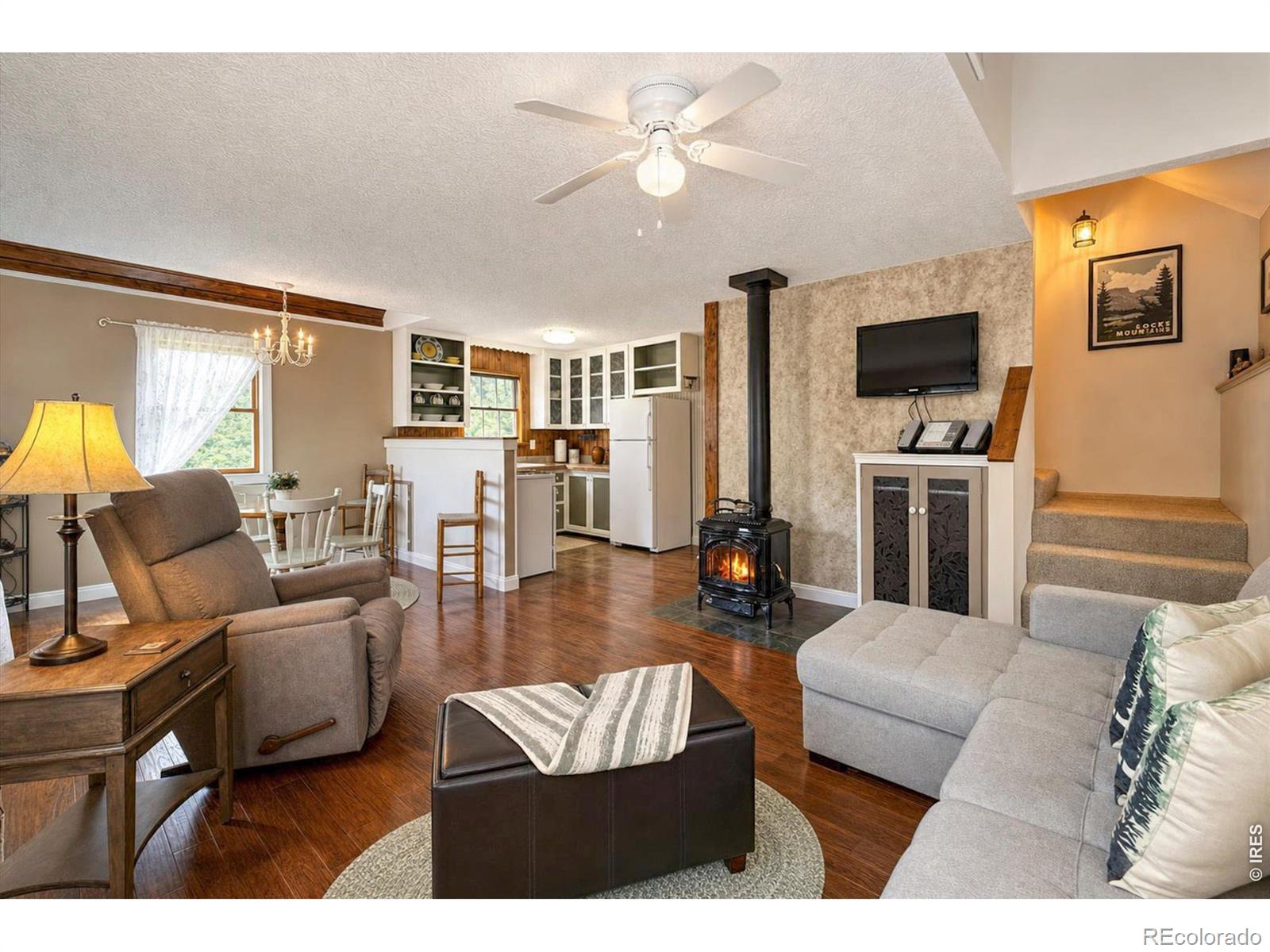 MLS Image #11 for 745  hickory drive,lyons, Colorado