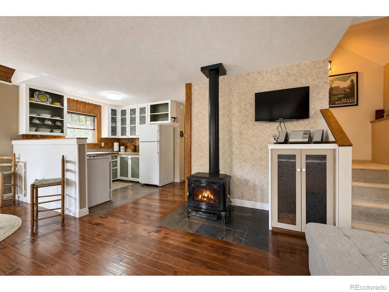 MLS Image #7 for 745  hickory drive,lyons, Colorado