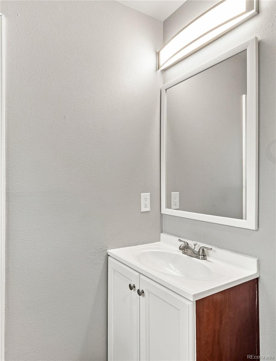 MLS Image #18 for 6759 w arkansas avenue,denver, Colorado