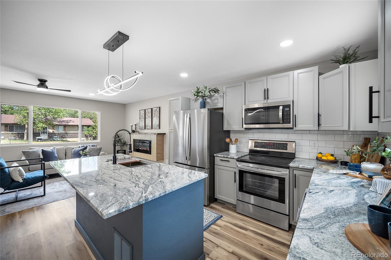 MLS Image #5 for 2537  camelot court,colorado springs, Colorado