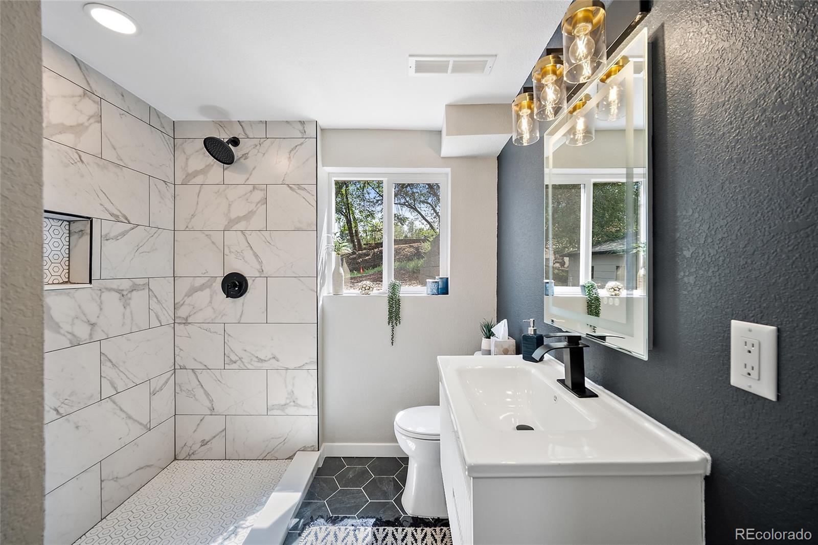 MLS Image #7 for 2537  camelot court,colorado springs, Colorado