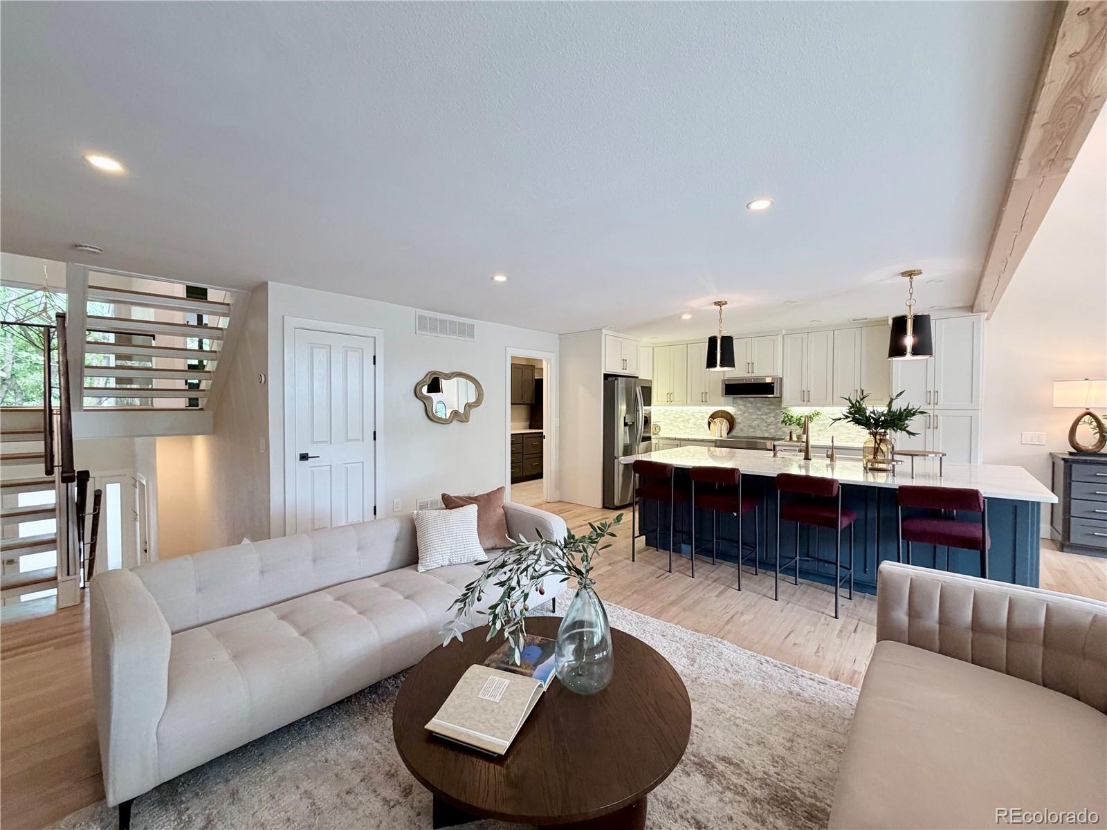 MLS Image #16 for 10020 e maplewood avenue,englewood, Colorado