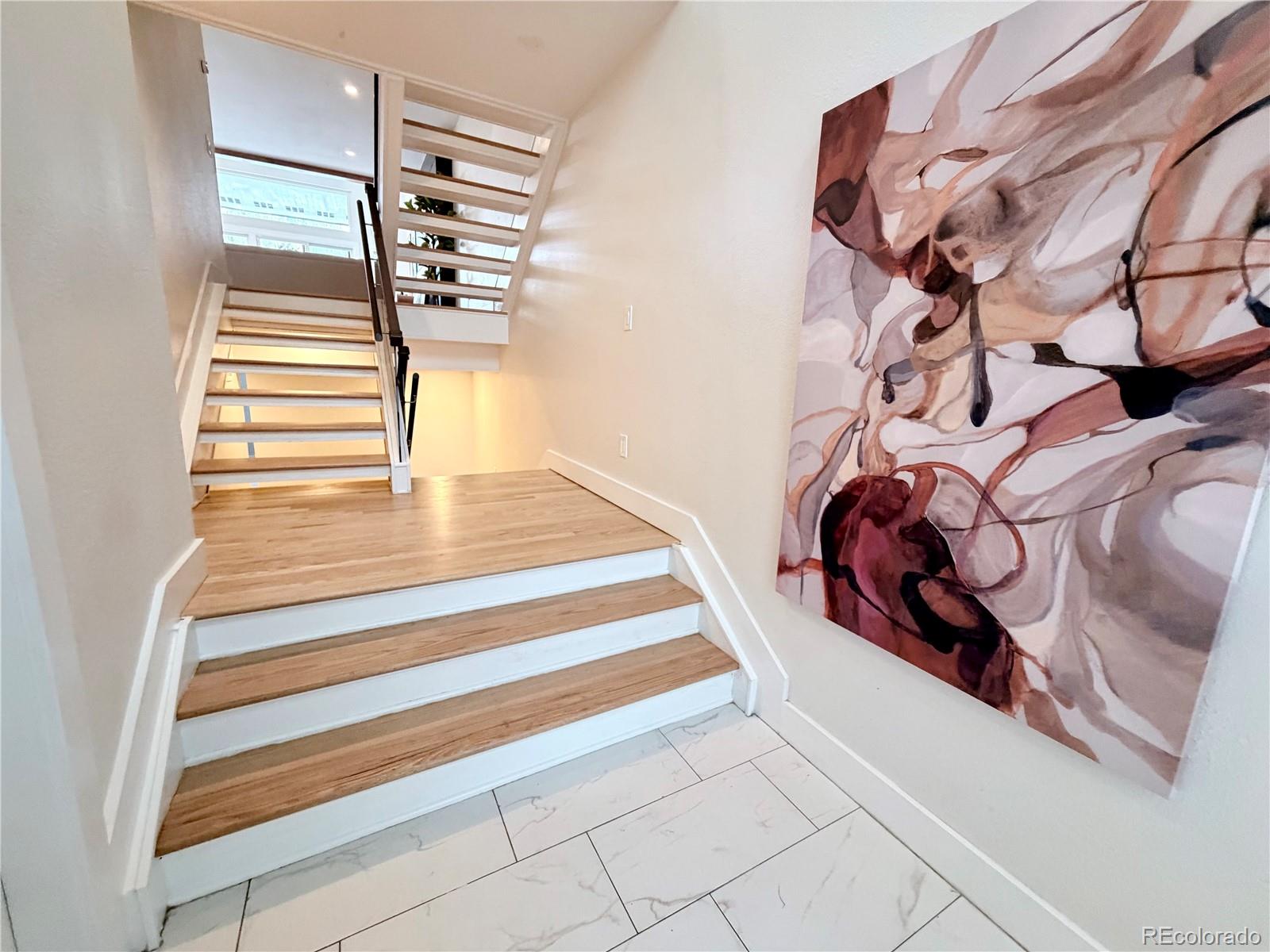 MLS Image #2 for 10020 e maplewood avenue,englewood, Colorado