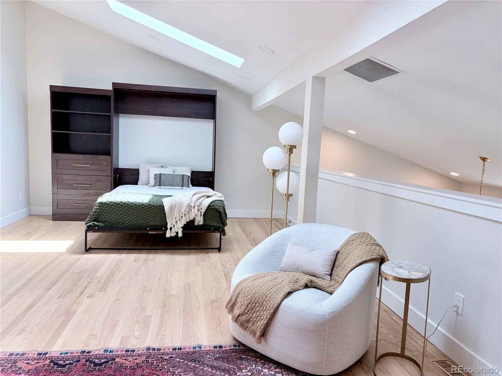 MLS Image #3 for 10020 e maplewood avenue,englewood, Colorado