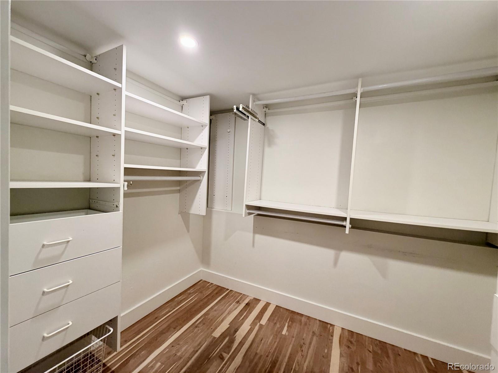 MLS Image #33 for 10020 e maplewood avenue,englewood, Colorado
