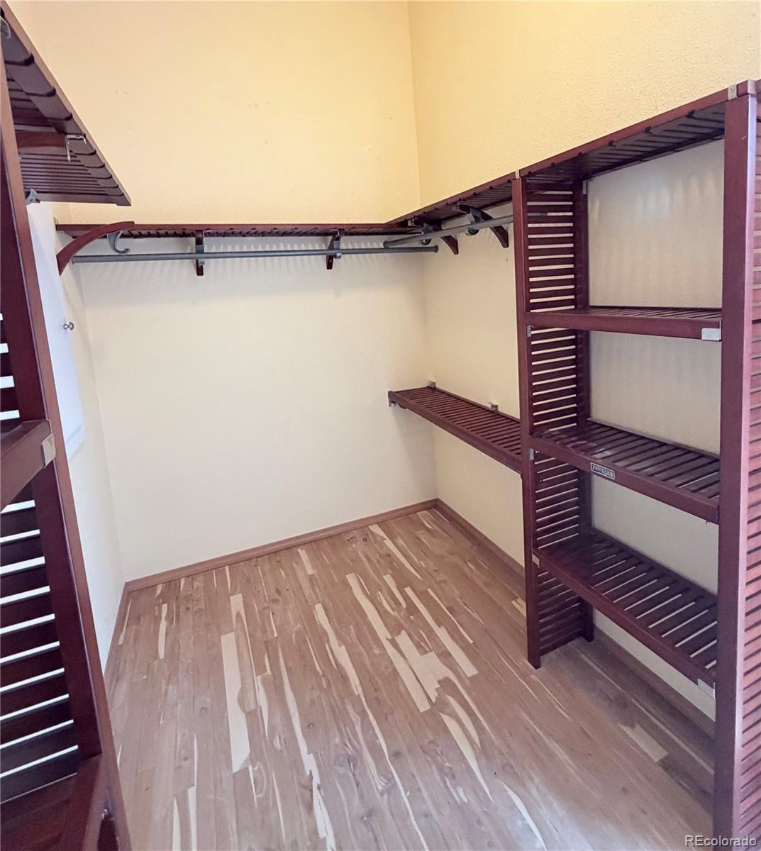 MLS Image #8 for 10020 e maplewood avenue,englewood, Colorado