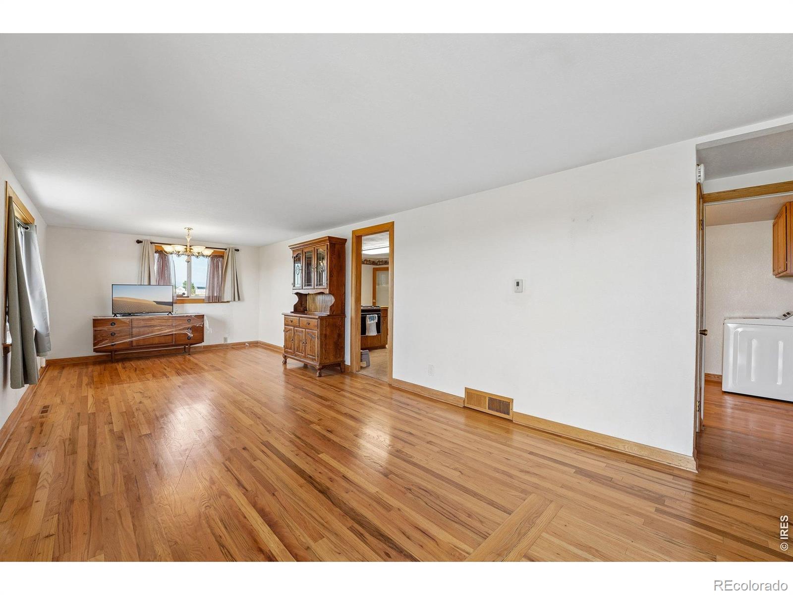 MLS Image #3 for 101  2nd street,dacono, Colorado
