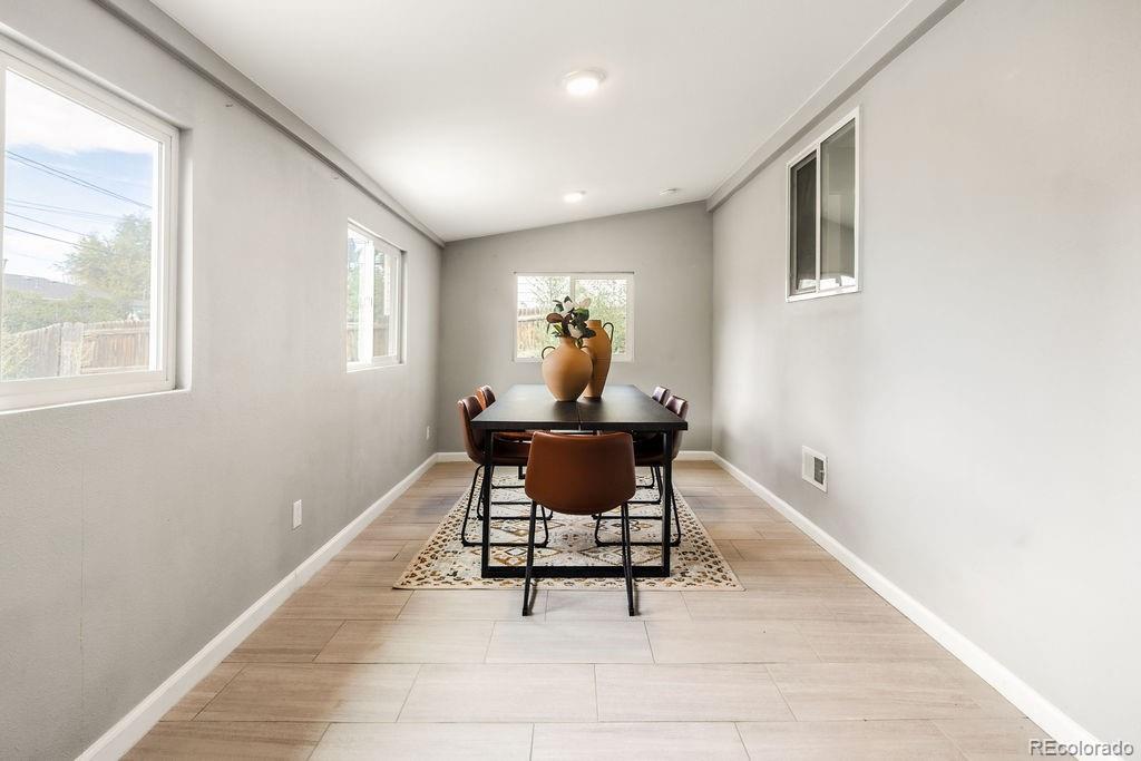 MLS Image #14 for 1860 w arkansas avenue,denver, Colorado