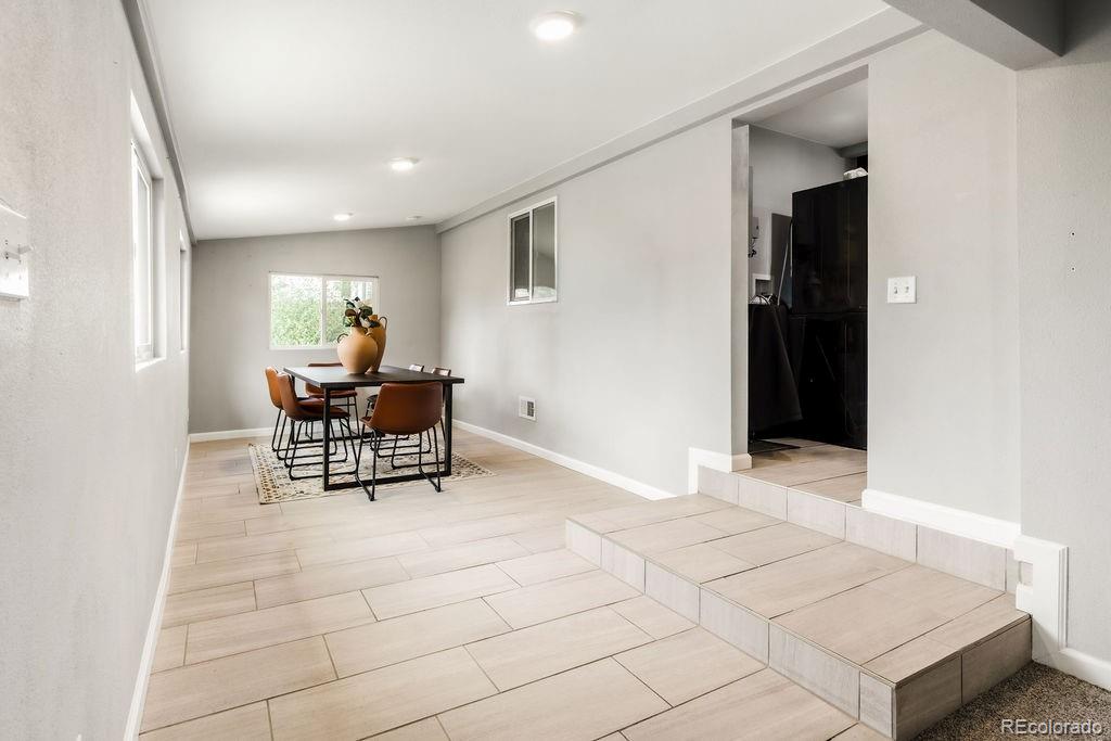 MLS Image #15 for 1860 w arkansas avenue,denver, Colorado