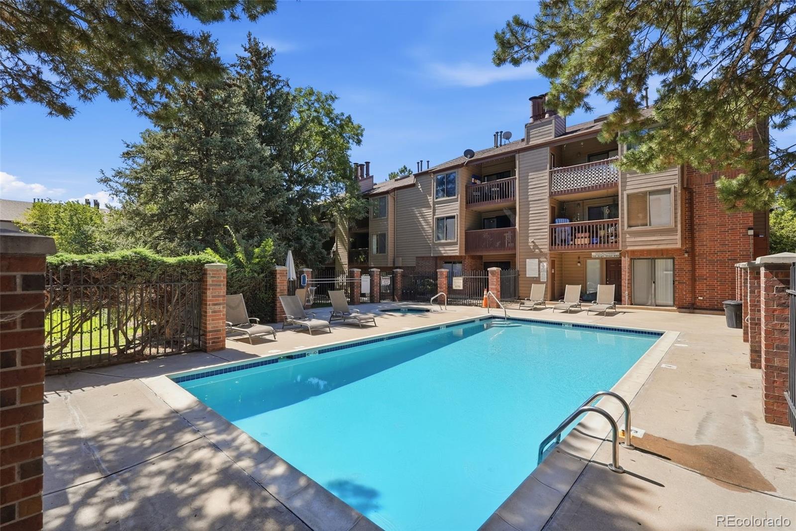 MLS Image #29 for 326  wright street,denver, Colorado