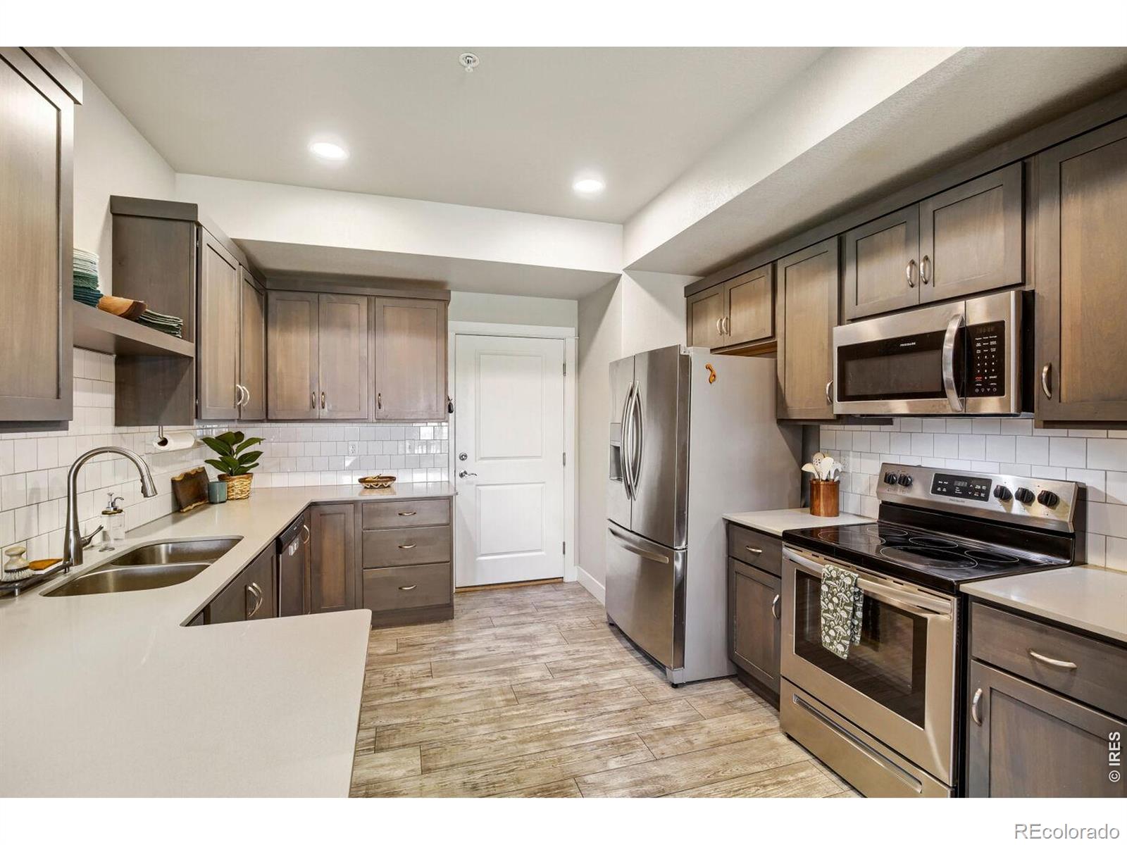 MLS Image #7 for 4165  crittenton lane,wellington, Colorado
