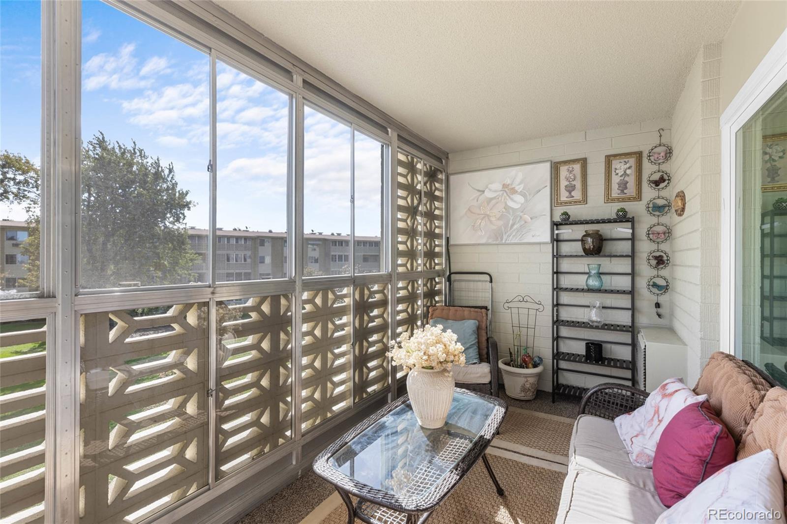 MLS Image #10 for 595 s alton way,denver, Colorado
