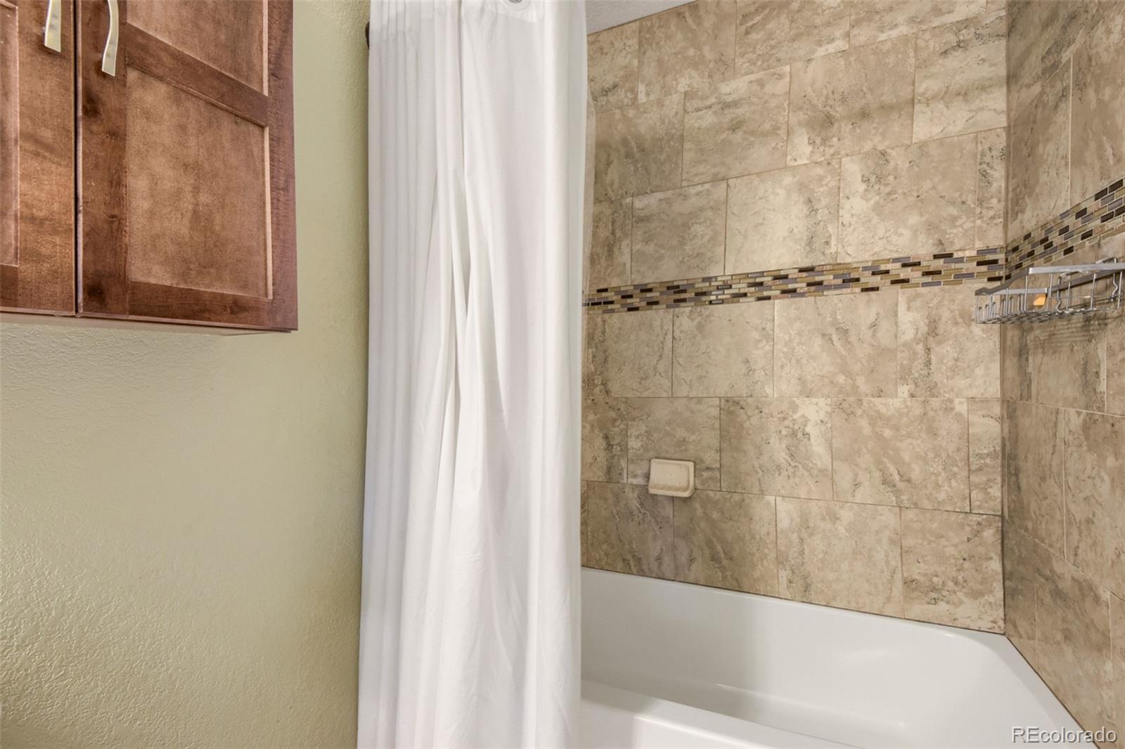MLS Image #17 for 1547 s uvalda street,aurora, Colorado