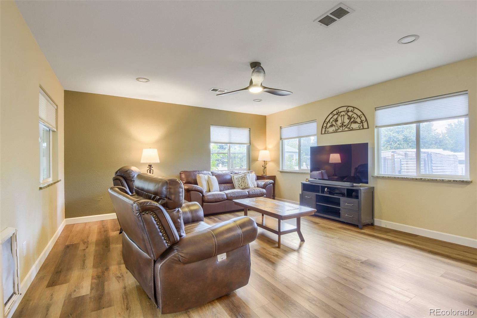 MLS Image #3 for 1547 s uvalda street,aurora, Colorado