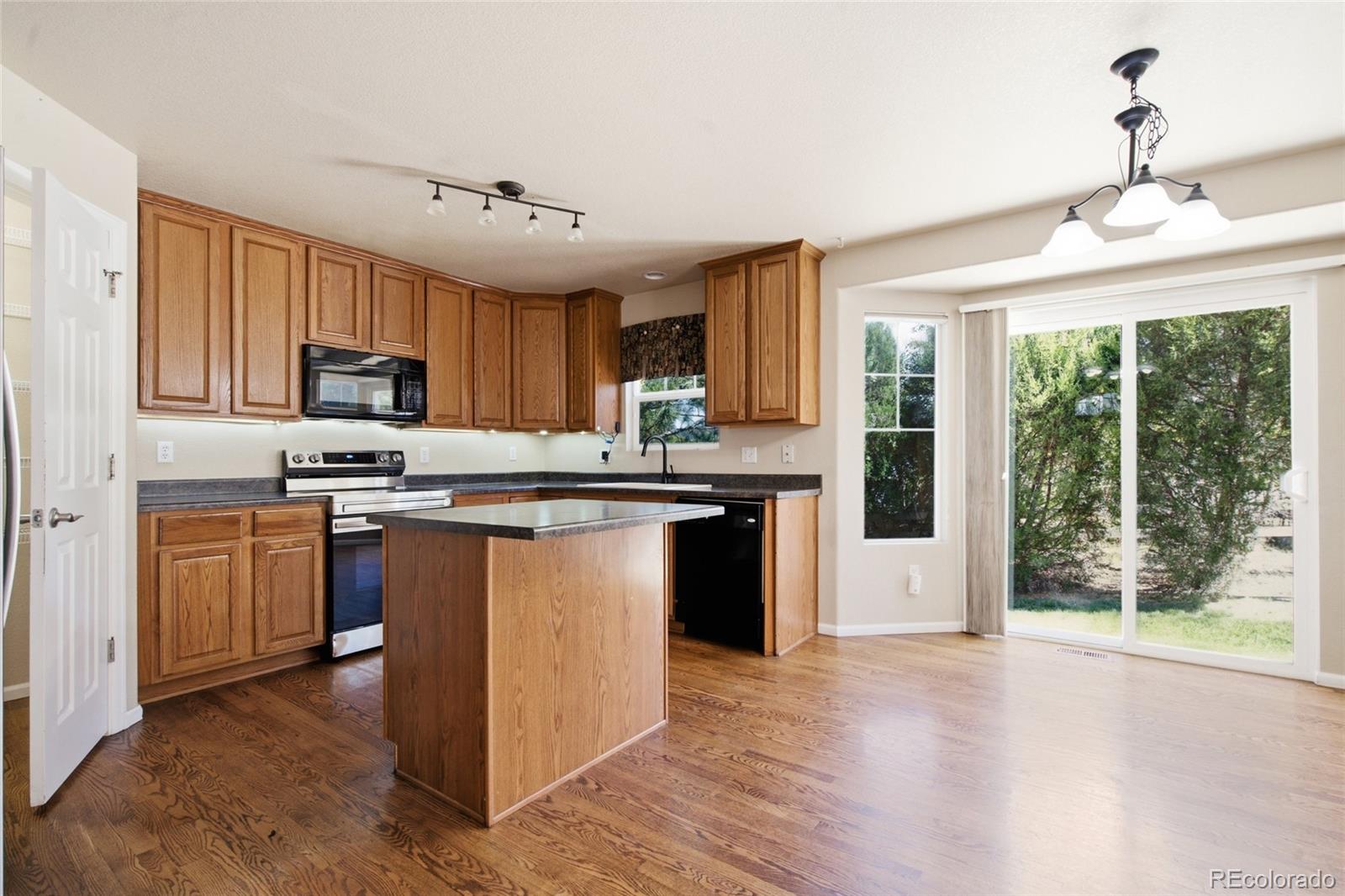 MLS Image #3 for 23750 e mississippi circle,aurora, Colorado