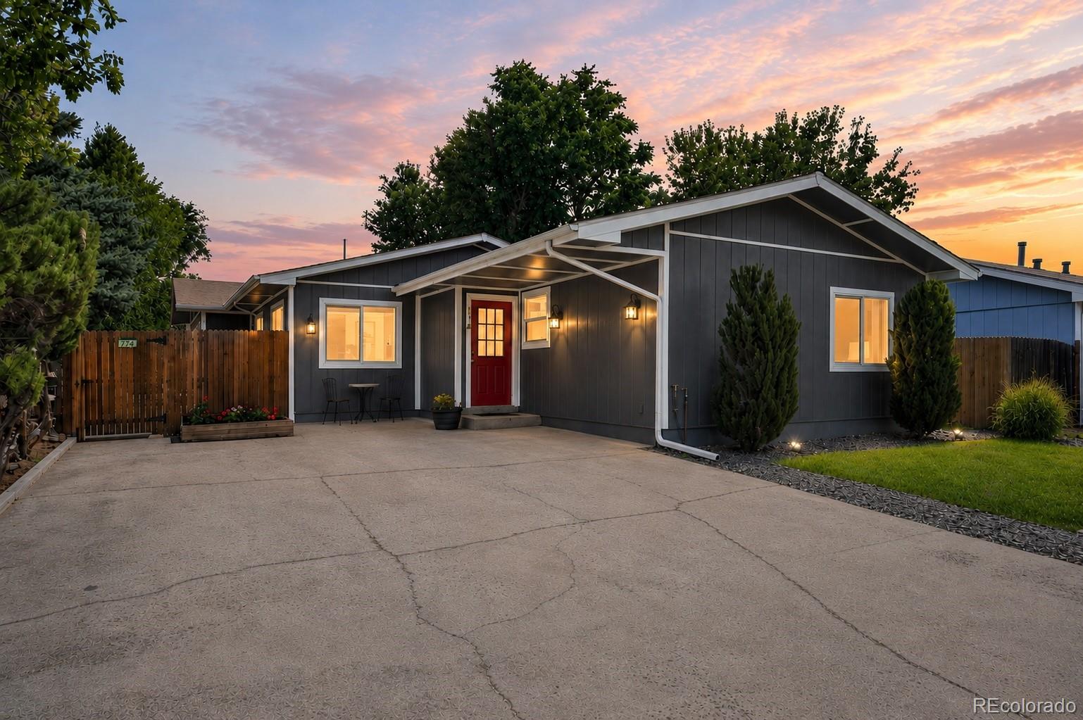 MLS Image #0 for 774 s krameria street,denver, Colorado