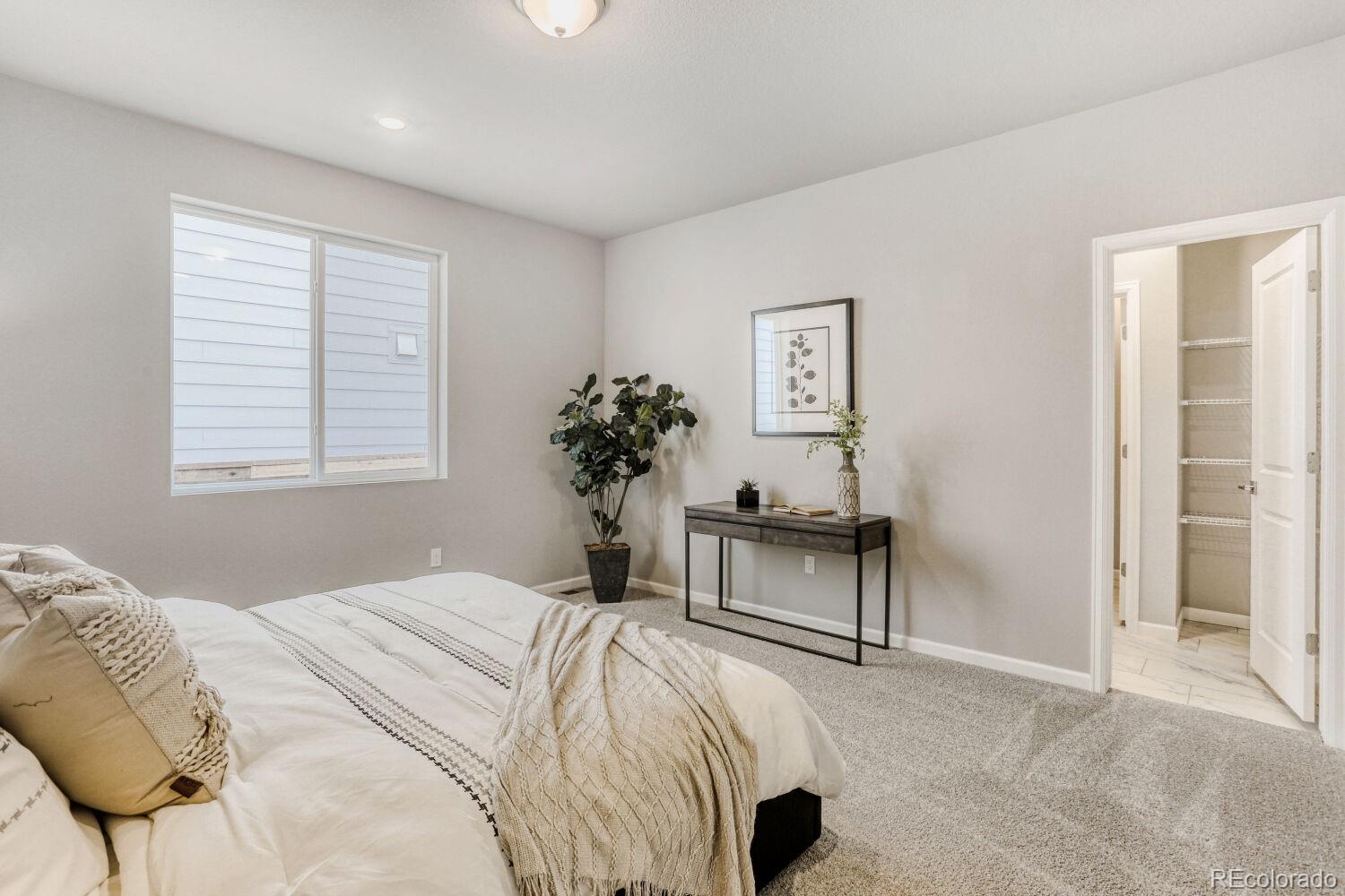 MLS Image #14 for 54960 e 27th avenue,strasburg, Colorado